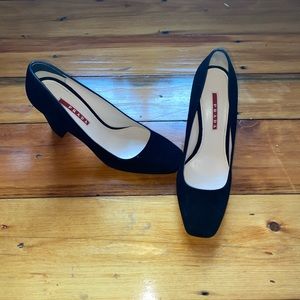 Beautiful Prada Pumps